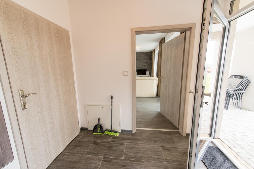 Apartmany 154 Lipno nad Vltavou Exteriör bild