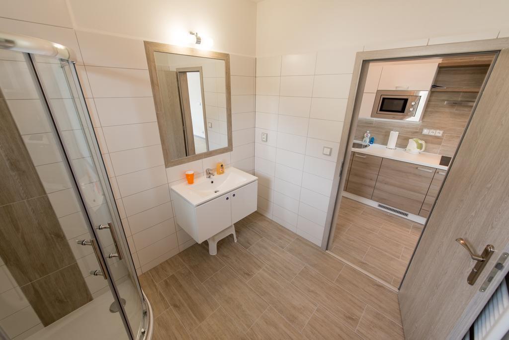 Apartmany 154 Lipno nad Vltavou Exteriör bild